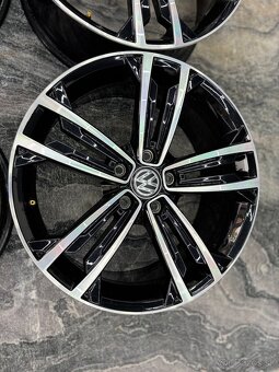 5x112 r18 golf 7 golf 8 model Sevilla top stav - 10