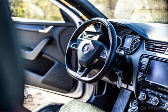 Škoda Octavia Combi 3 RS 2.0 TSI 162 kW / 306 Hp🐎 - 10