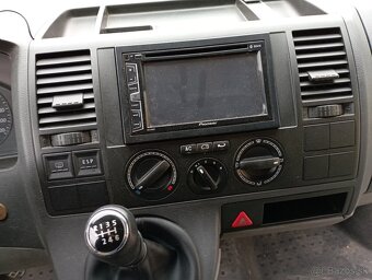 VW Caravelle 2.5TDI Long 4x4 96kW M6 r 08 - 10