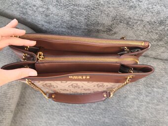 Hnedá kabelka Guess - 10