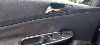 Volkswagen Passat B6 2.0FSI - 10