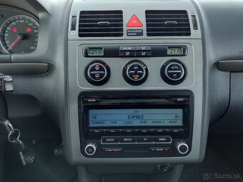 Volkswagen Touran Facelift 1.9 TDI 77kw - 10