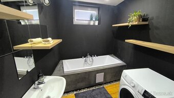 NOVÝ MARTIN - veľmi pekný 3-izb. byt s 2 balkónmi - Martin - 10