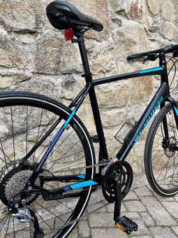 Specialized Sirrus 28” L - 10