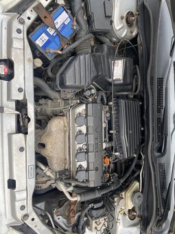 Honda civic 7g - 10