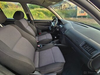 Volkswagen Golf IV 1.4i 16V • 2002 • Klima - 10