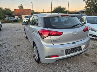 Hyundai i20 - 10