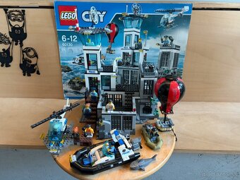LEGO 60130 LEGO City Prison Island - 10
