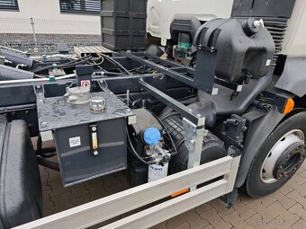 VOLVO FL 240, NOVÝ 8t hákový nosič kontejnerů - 10