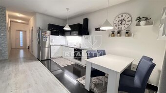 Útulný, moderný 3 izbový byt 96m2 s parkovaním 38m2,... - 10