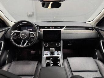 Jaguar F-Pace - 10