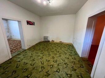Na predaj: 5+1 izbový rodinný dom v Dolných Salibách - 10