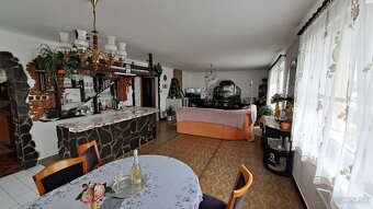 Rodinný dom 6 izbový, pozemok 717m2, Liptovské Sliače - 10