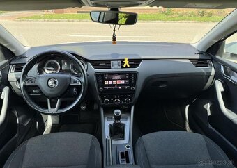 Škoda Octavia 1.5 TSI SOLEIL COMBI benzín manuál 110 kw - 10
