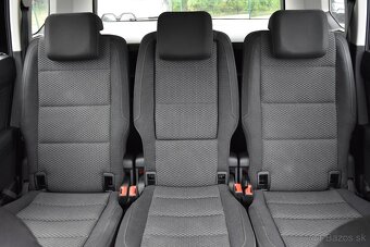 Volkswagen Touran 2.0 TDI DSG Comfortline SR 2022 DPH - 10