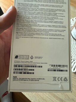 iPhone 15 Black 128GB - 10