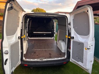 Ford Transit Custom L2H1 2017 - 10