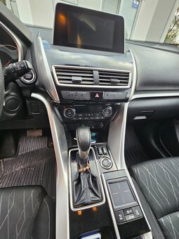 Predám Mitsubishi eclipse cross,intense,4x4,automat,40 235km - 10