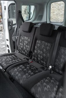 Opel combo tour 1.4 - 10