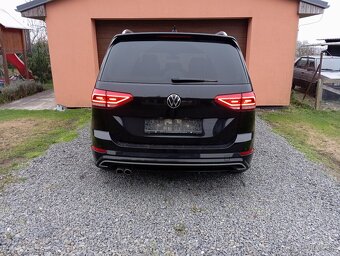 VW Touran R-Line, 7 místný DSG - 10