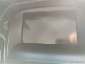 Predám vymením rádio Ford Sync2 - 10