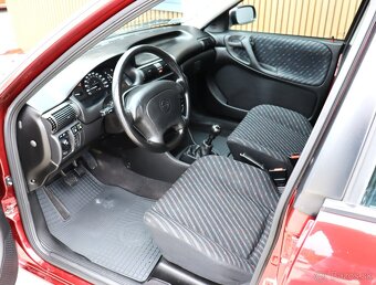Opel Astra 1.4 GL, SR. kúpené, 76626 km - 10