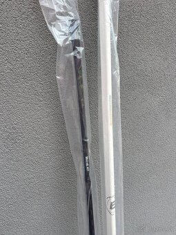 Hokejka BLACKSTICK PRO biela  , juniorská custom - 10