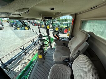 John Deere S780 - 10
