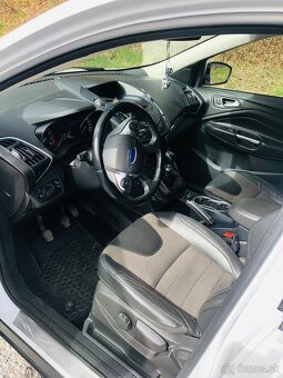 Ford Kuga 1.5 ecoboost titanium 110kw r.v . 2015 - 10