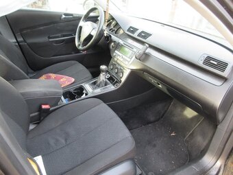 VW Passat - 10