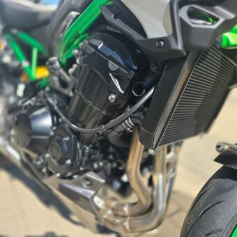 Kawasaki Z900 SE 2025 - 10