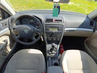 ŠKODA OCTAVIA COMBI II 1.9TDI bez DPF - 10
