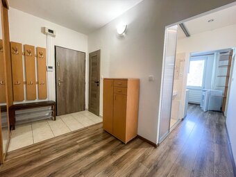 Trojizbový byt s balkónom na prenájom, Vráble - 10