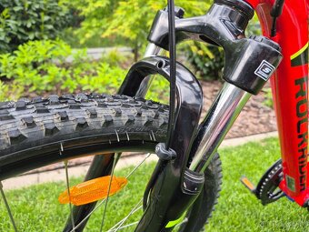 Predám detský horský bicykel 24" Rockrider ST900 - 10