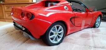 Model 1:18 LOTUS Elise 111s 2003 - 10
