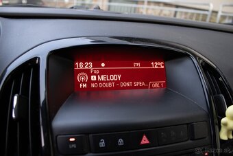 Opel Astra Sport Tourer ST 1.4 Turbo Dynamic - 10