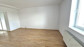 Priestarnný 2 - izbový byt v obci KURIMA - 10