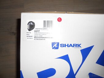 Predam krasnu novu karbonovu moto prilbu znacky SHARK SPARTA - 10