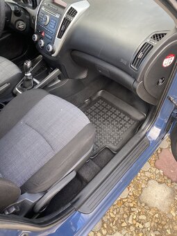 Predám Kia Ceed - 10