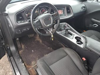 Dodge Challenger 3,6 V6 - 10