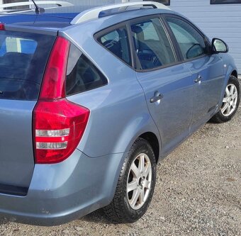 Kia ceed - 10