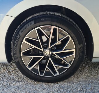 ŠKODA OCTAVIA COMBI 2.0 TDI SCR STYLE DSG. - 10