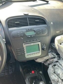 Rozpredam na náhradné diely Seat Altea - 10