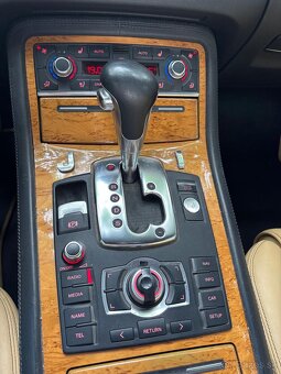Audi A8 D3 4.2 TDI Quattro 240 kW – 151 000 km – TOP STAV – - 10