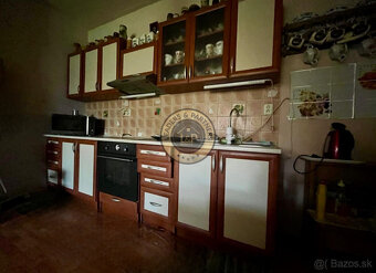Predaj 3i celoročný rodinný dom,garáž, Komárno,2205m2 - 10