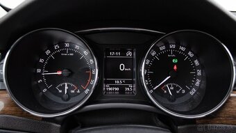 Škoda Superb Combi 2.0 TDI DSG Laurin&Klement - 10