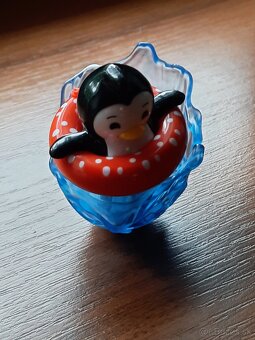 Veľké kinder postavičky. - 10