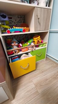 Skriňa na hračky - 10