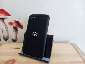 BlackBerry zbierka OS10 - 10