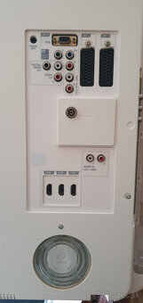 Predám LCD TV Philips 42PFL7623D/10 - 10